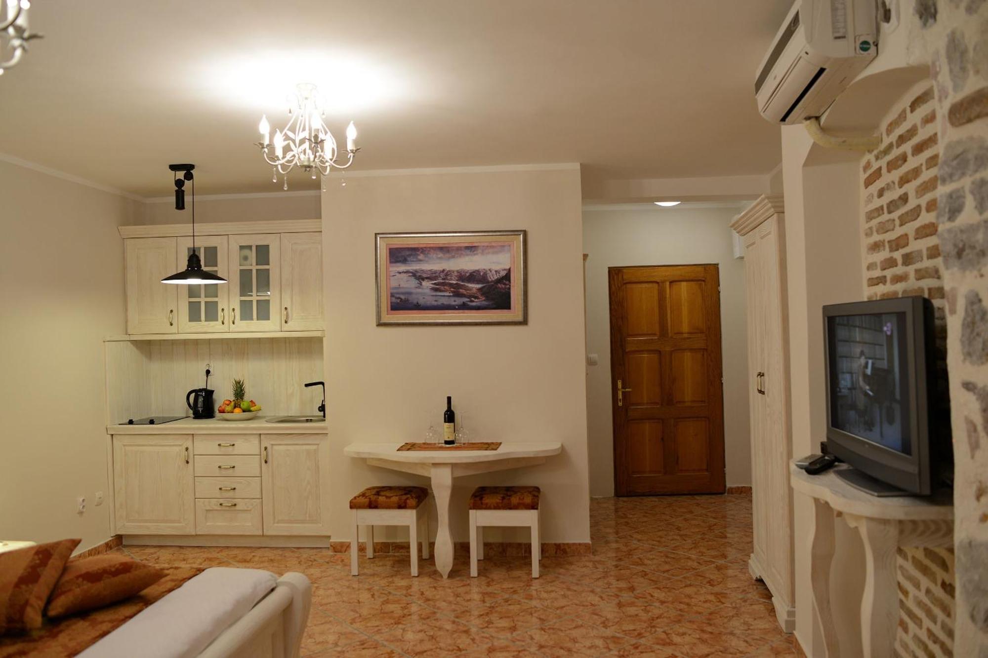 Apartments Kotor Old Town Extérieur photo