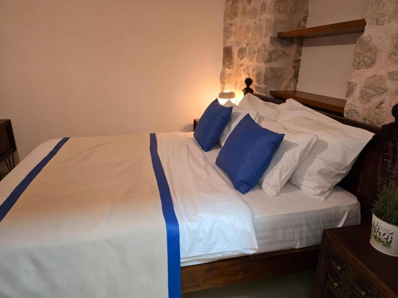 Apartments Kotor Old Town Extérieur photo