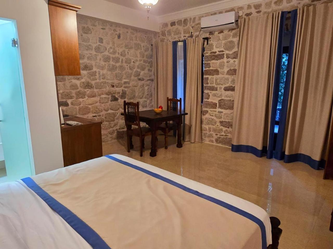 Apartments Kotor Old Town Extérieur photo