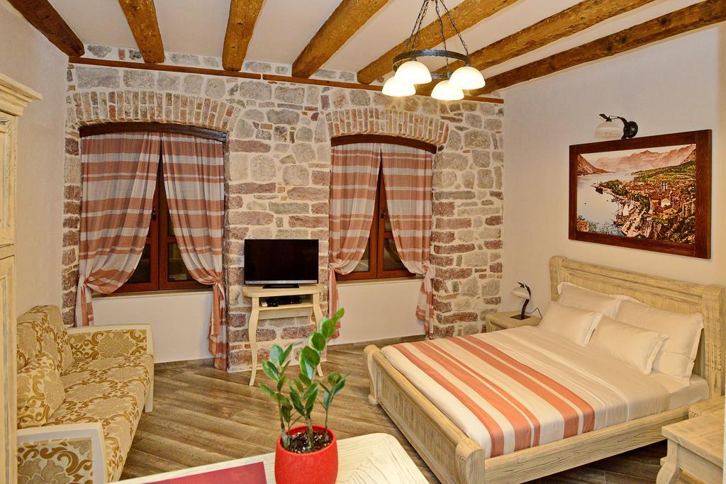 Apartments Kotor Old Town Extérieur photo