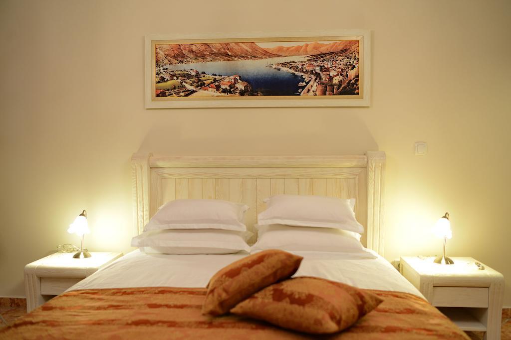 Apartments Kotor Old Town Chambre photo